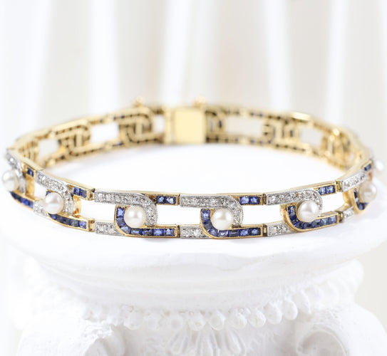 Bracelet Bracelet vintage orné de diamants, de saphirs et de perles 58 Facettes J010000311