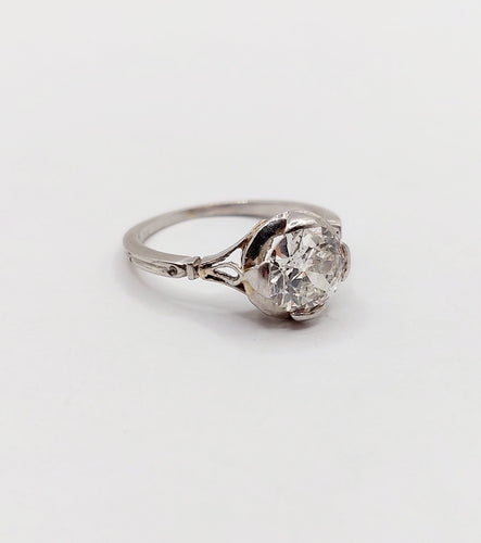 Bague 50 Bague solitaire Art déco en platine et diamant taille ancienne 1,35 carats 58 Facettes A06439