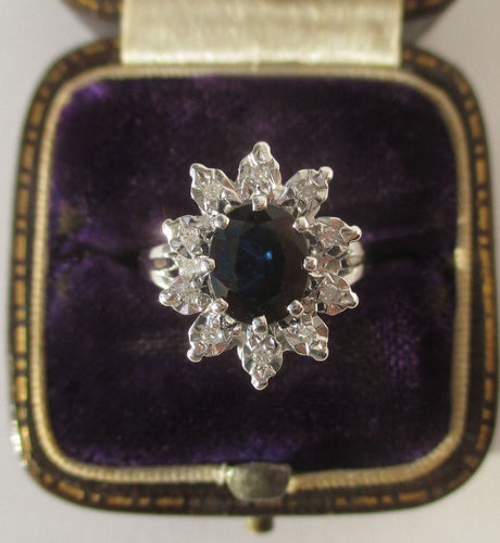 Bague 49 Bague Pompadour ovale en or blanc 18k saphir et diamants 58 Facettes