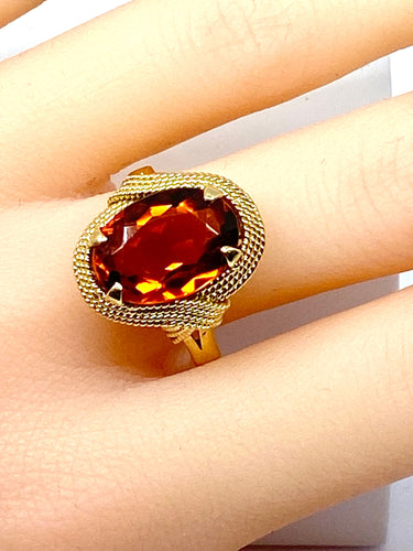 Bague Bague en or jaune 18 carats et citrine 58 Facettes AB381
