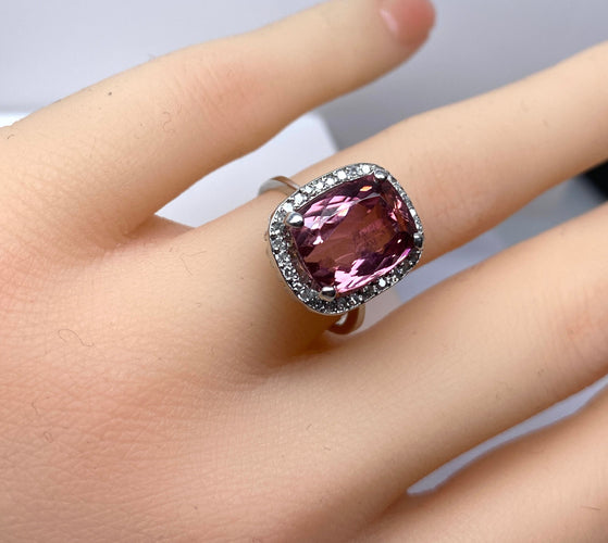 Bague 49 Bague en or blanc, tourmaline rose et diamants 58 Facettes AB613