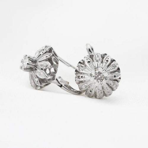 Boucles d'oreilles Boucles d'oreilles en or blanc serties de diamants de 0,26 ct 58 Facettes 17583