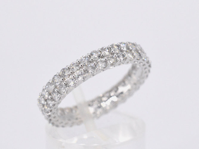Bague 54 Bague d'éternité en or blanc sertie de diamants 58 Facettes 2208