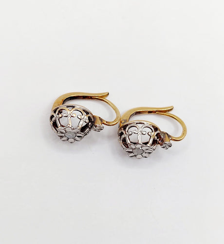 Boucles d'oreilles Dormeuses antique or jaune 18k diamants taille rose et sertis fleurs de lys (circa 1900) 58 Facettes A06162