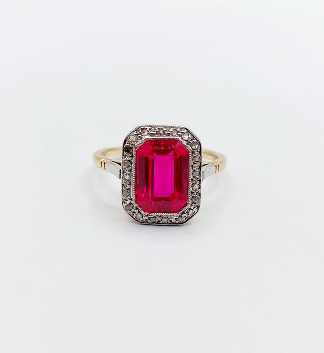 Bague Art Déco or, rubis synthétique de 3 carats, diamants  (circa 1930)