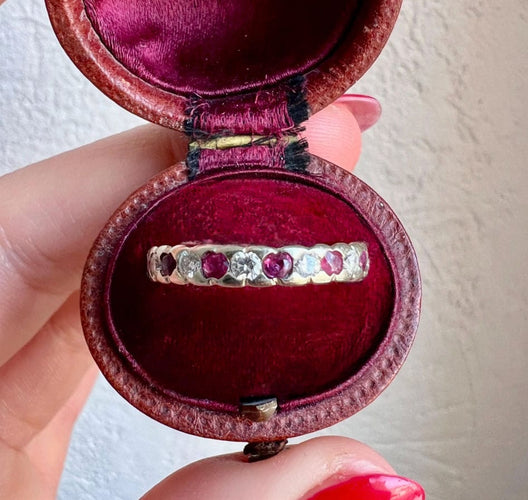 Bague 52 Alliance Éternité Vintage - Or 18 carats, Rubis et Diamants 58 Facettes 559