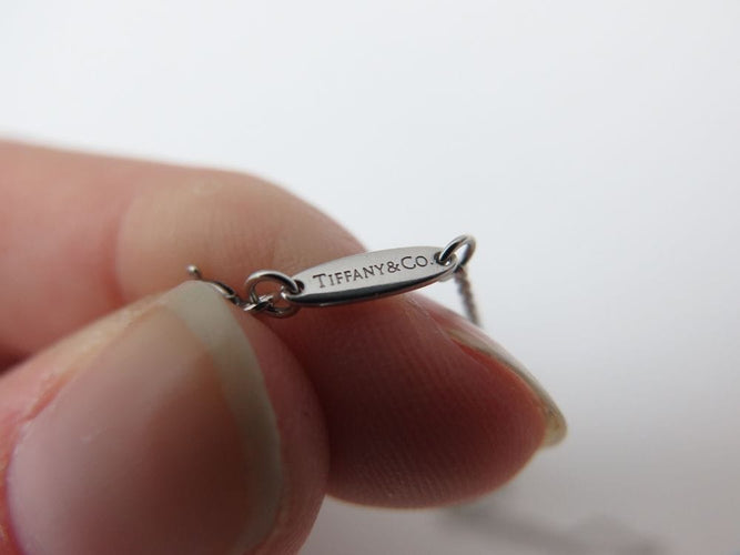 Collier collier TIFFANY & CO pendentif larme en platine 3gr tdrop 58 Facettes 271717