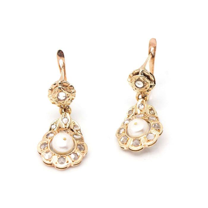 Boucles d'oreilles Boucles d'oreilles FLEUR originales 1810 avec Diamants 58 Facettes D361020JC