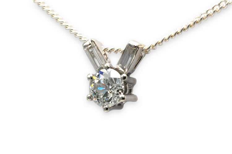 Pendentif Années 70 serti de diamants en or blanc 18 carats