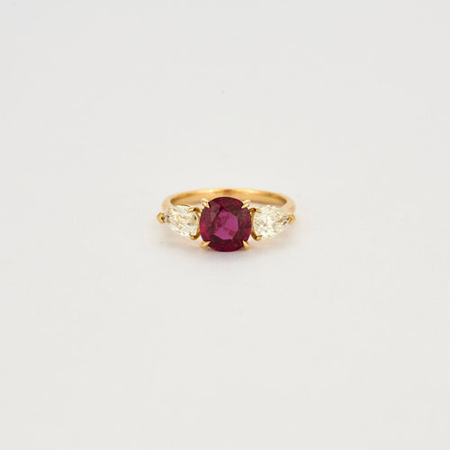 Bague 52 Bague or jaune rubis et diamants 58 Facettes