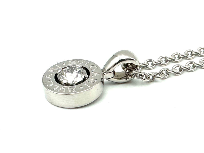 Collier BVLGARI. Collection "BVLGARI-BVLGARI", collier or blanc 18K et diamant 58 Facettes