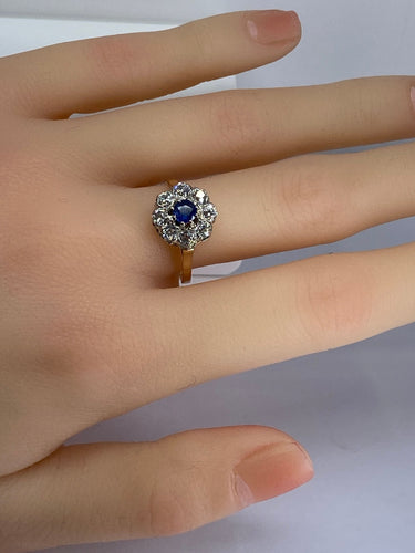 Bague Bague marguerite en or blanc en saphir et diamants 58 Facettes AB476