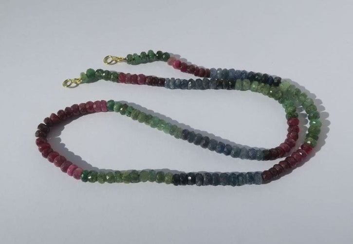 Collier Collier saphir, rubis et émeraude naturels à facettes 58 Facettes