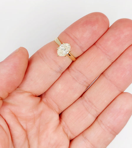 Bague 52 Bague solitaire or 14k ornée d'un diamant de 1,51 carats taille ovale Couleur J-K pureté SI2 avec certificat GWLAB 58 Facettes A03789