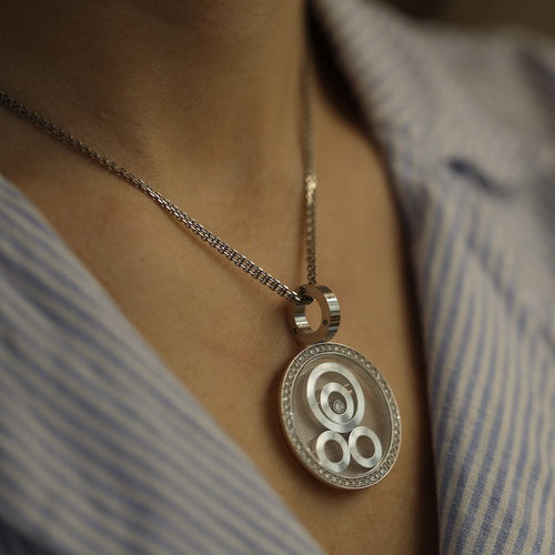 Collier Collier pendentif Chopard Happy Spirit en or blanc avec diamants - Ref. 79/6103/0-20 58 Facettes FB09880