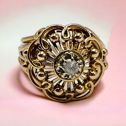 Bague Bague  or jaune 18 carats sertie d'un diamant époque 1940 58 Facettes 7468 A