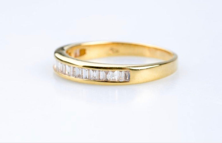 Bague 56 Bague demi-alliance en or jaune – Diamants baguette sertis rail 58 Facettes BG11189476-107