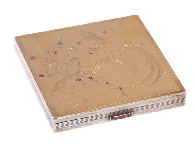 Boîte à poudre de nez en argent français avec miroir intérieur et décor en or et rubis d'oiseaux de paradis 58 Facettes 21020-0179