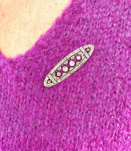 Broche Broche ajourée en or blanc 18 carats et platine, diamants 2 carats 58 Facettes AB668