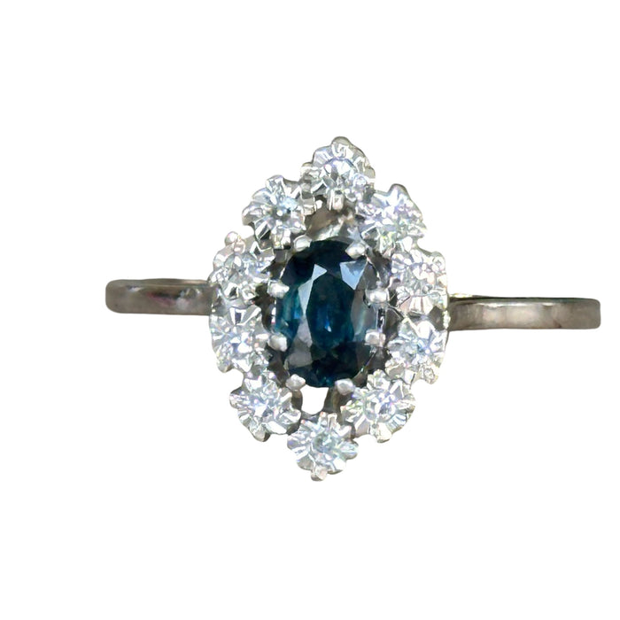 Bague Marguerite or blanc, saphir, diamants