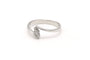 Bague 53 Bague contemporaine en or blanc 18 carats sertie de diamants 58 Facettes B661