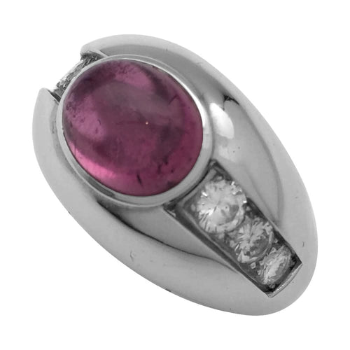 Bague en or blanc, tourmaline rose et diamants.