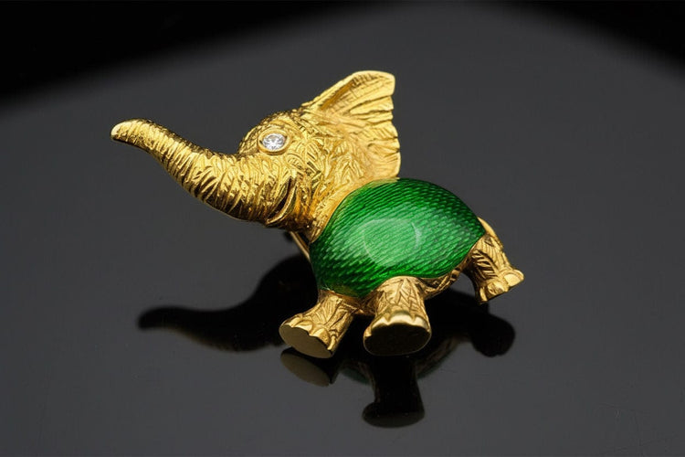 Broche Jouer à « Dumbo » 58 Facettes