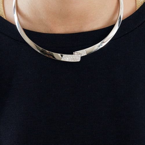 Collier Collier or gris et diamants Louis Féraud 58 Facettes