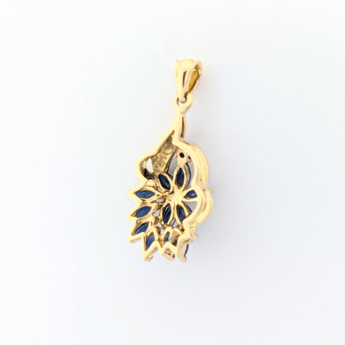 Pendentif en or jaune saphirs et diamants