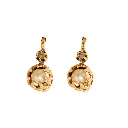 Boucles d'oreilles Boucles D'oreilles dormeuses en or jaune, perle de culture et diamant 58 Facettes LP1299/17