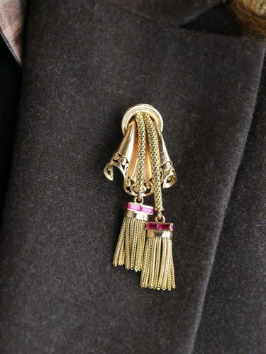 Broche Broche passementerie or jaune rubis calibrés 58 Facettes 1159.3