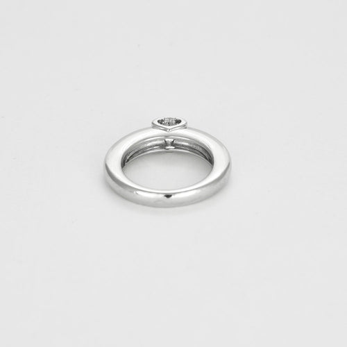 Bague 48 CARTIER - Bague solitaire en or blanc et diamant 58 Facettes LP1090