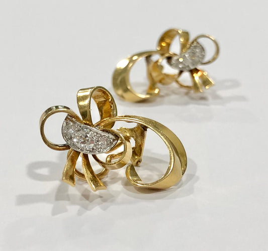 Boucles d'oreilles Boucles d'oreilles vintage noeuds or jaune et diamants 58 Facettes