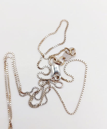 Collier Miluna - Collier vintage chaîne vénitienne en or blanc 18k et diamants 58 Facettes A03361