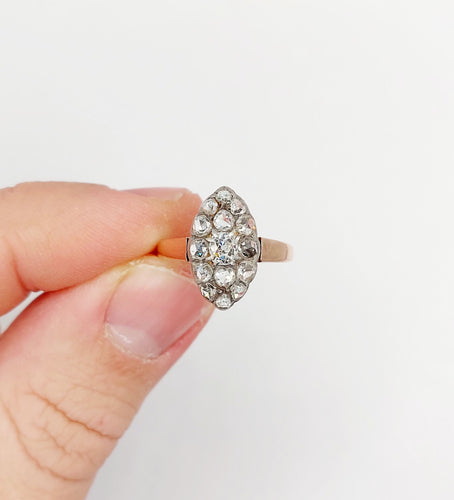 Bague 54 Bague marquise antique en or rose 18k et argent, diamant et diamants roses 58 Facettes A06417