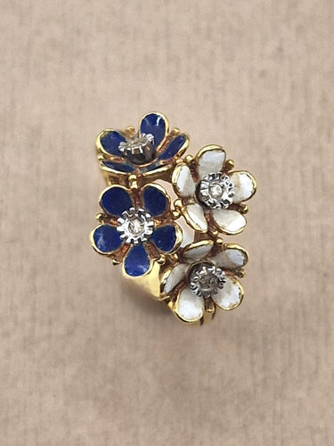Bague 54 Bague vintage en or jaune et émail, motif bouquet de fleurs 58 Facettes