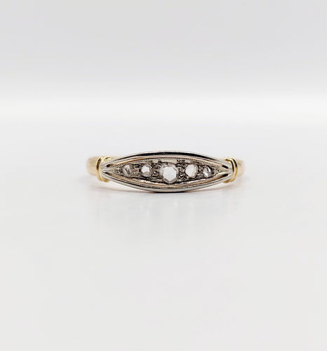 Bague 58 Bague jarretière Art Déco or jaune, diamants taille rose (circa 1920) 58 Facettes A06032