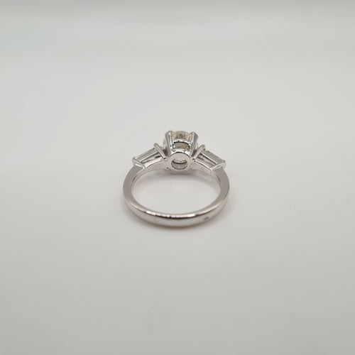 Bague 56 Bague or blanc 18 carats sertie de diamants naturels 58 Facettes