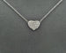 Collier Collier en or blanc 18 carats avec pendentif en forme de cœur et diamants naturels de 0,21 carat. 58 Facettes 10622