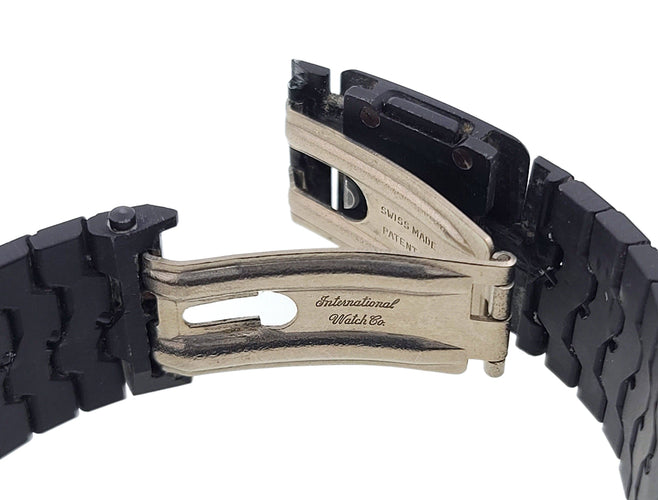 Montre IWC - Montre Porsche Design Compass Schaffhausen 58 Facettes