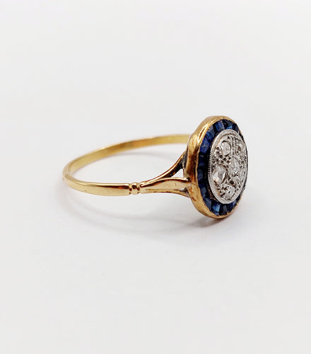 Bague 59 Bague cible Art déco en or 18k, diamants et saphirs synthétiques 58 Facettes A06447