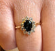 Bague 54 Bague marguerite or jaune, saphir et diamants 58 Facettes