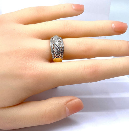 Bague jonc en or jaune et diamants