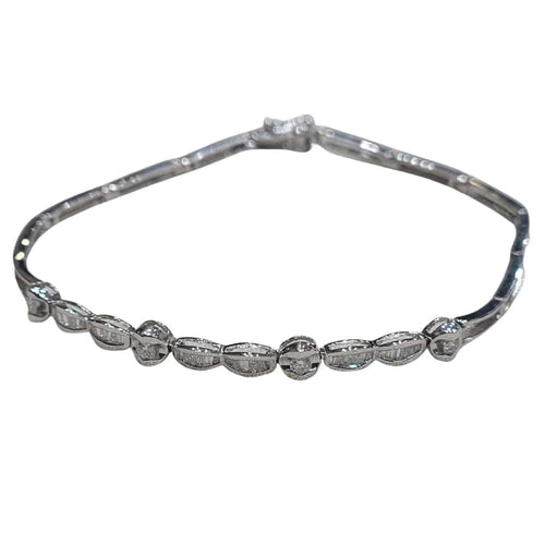 Bracelet Bracelet - Bracelet en or blanc 18k et diamants 58 Facettes P17