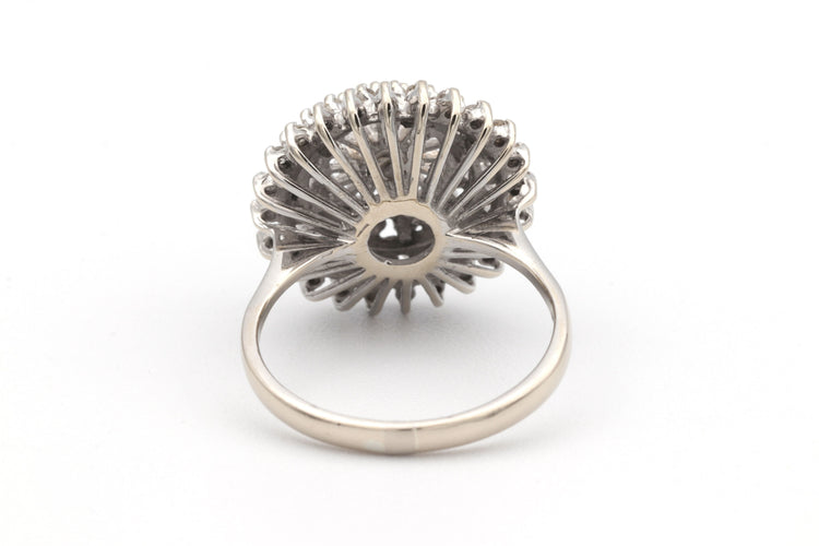 Bague 53 Bague Années 70 en or blanc et diamants 58 Facettes 14050