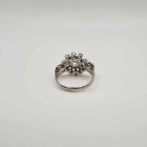 Bague 50 Bague or blanc diamants 58 Facettes