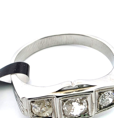 Anello in oro bianco con diamanti old mine 58 Facettes