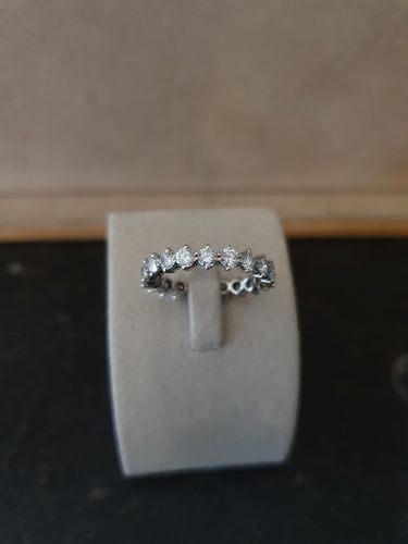 Bague Alliance Or Blanc Diamants 58 Facettes 1