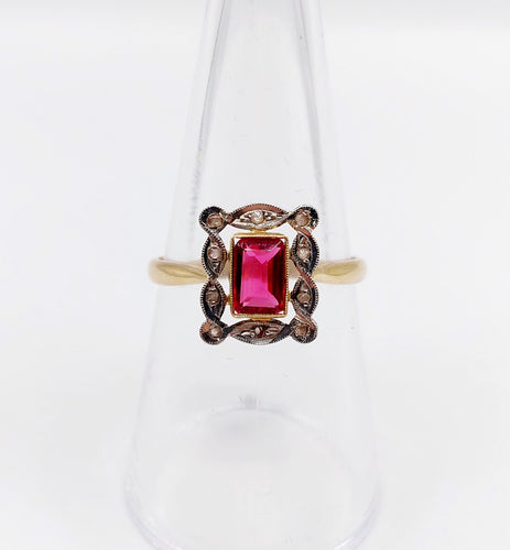 Bague 55 Bague Art Déco or jaune, pierre rouge et diamants taille rose (circa 1920) 58 Facettes A06255