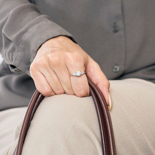 Bague 52 Bague en Or blanc et Diamant 1.04ct 58 Facettes 230323